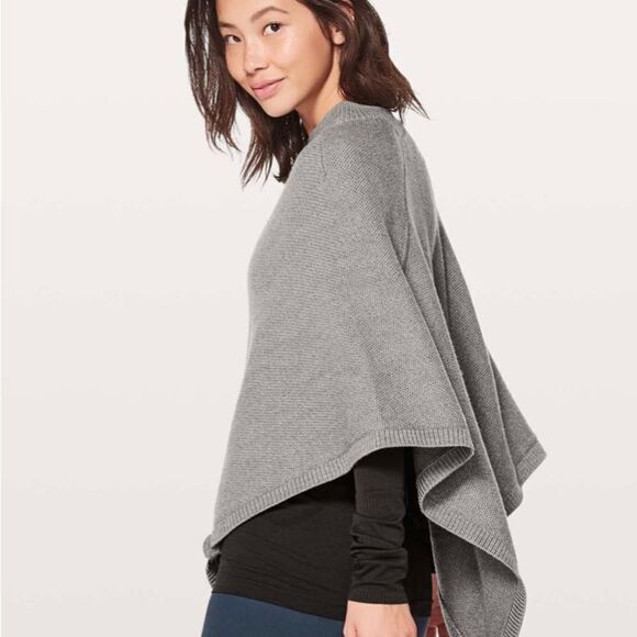 Lululemon on the go merino wool poncho cape One Size - Picture 2 of 10